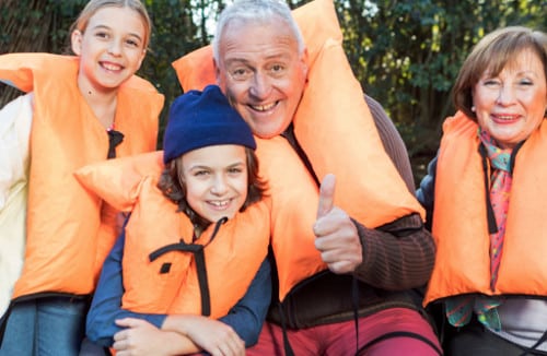 No dia dos avós, faça alguma atividade com eles e deixe-os feliz.