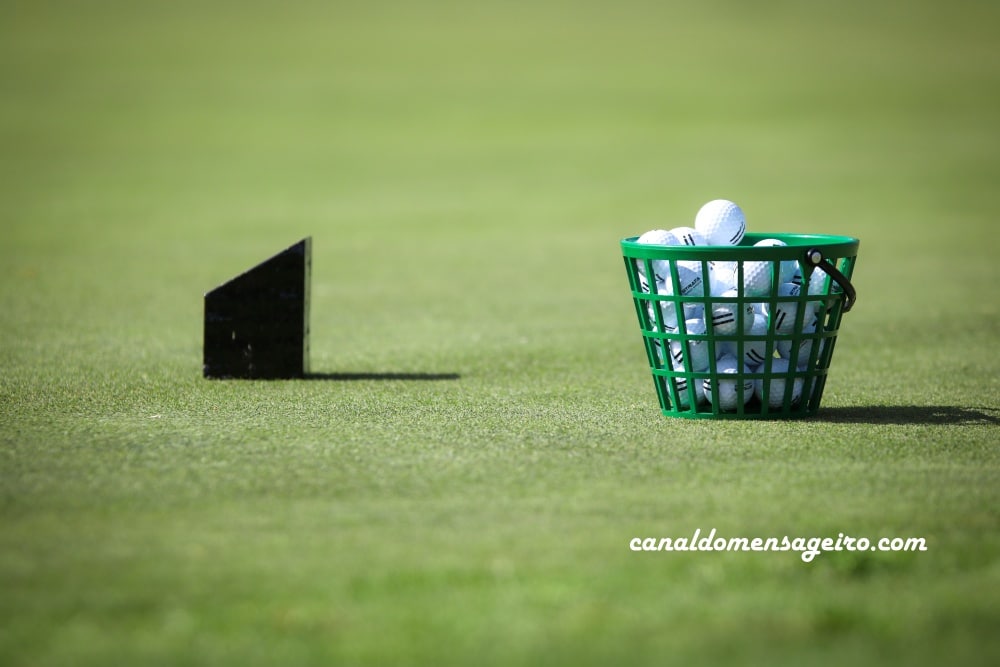 atividades-de-entretenimento-bola-no-balde