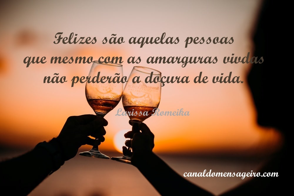 dicas-para-ser-feliz-brinde-com-taças